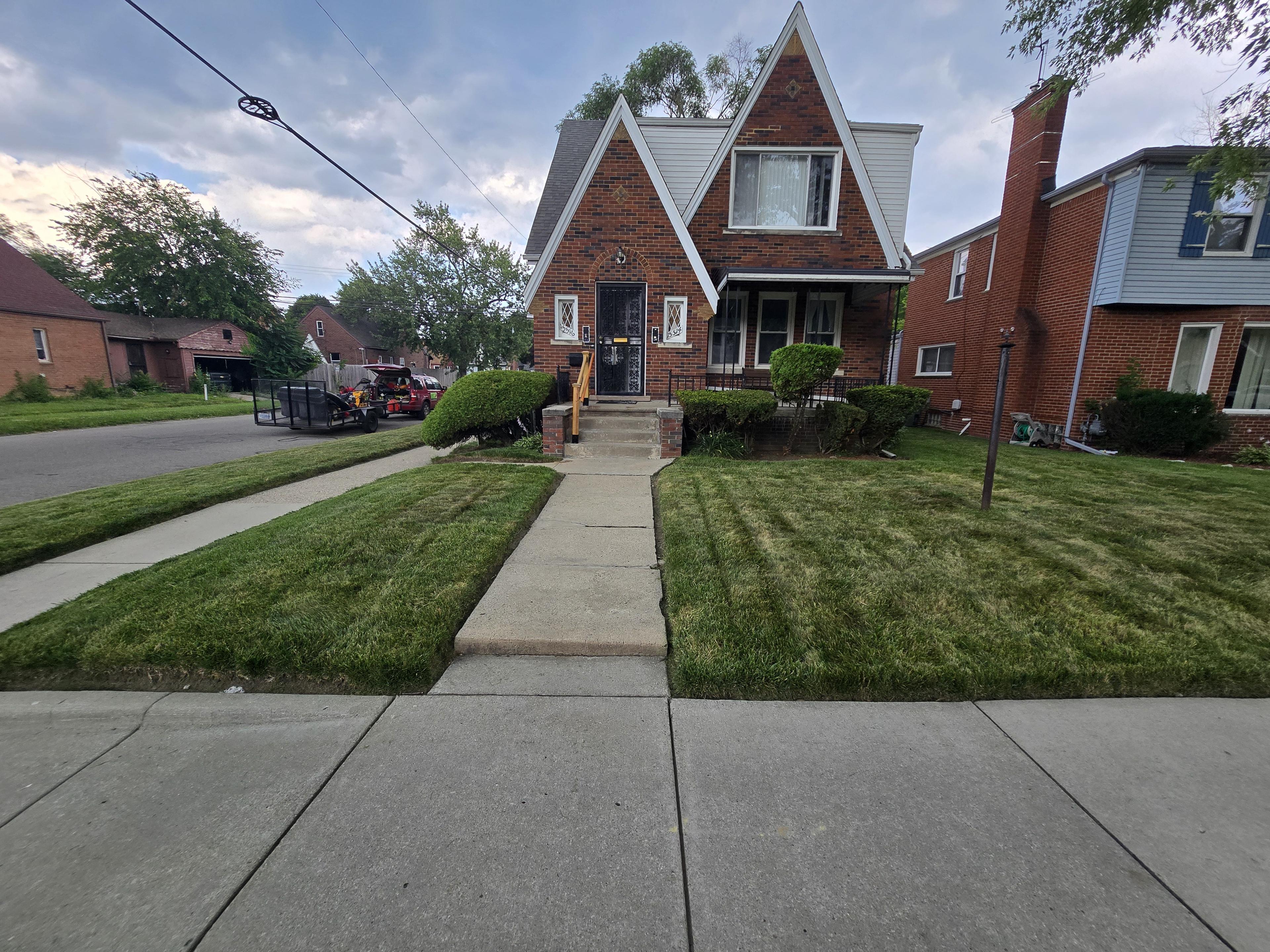 Professional landscaping work by Malles Landscaping & Contracting in Wayne County, MI